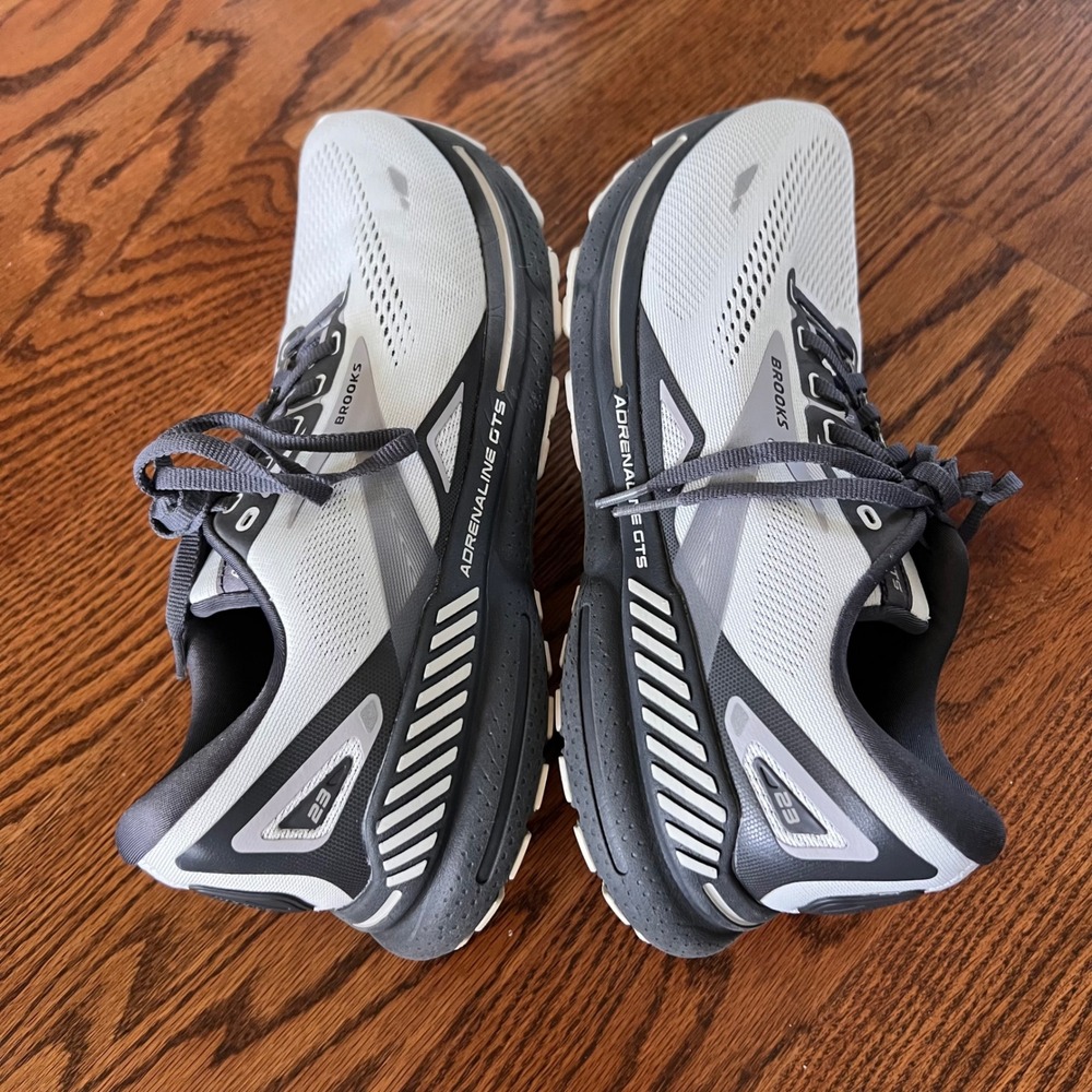 Brooks Adrenaline GTS 23 Mens Running Shoes Oyster Alloy Black 1103911D065 Sz 9 - Picture 11 of 16